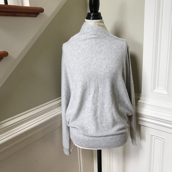 Lafayette 148 New York Cashmere Drape Sweater Womens Medium Large Gray Pullover - Picture 2 of 10